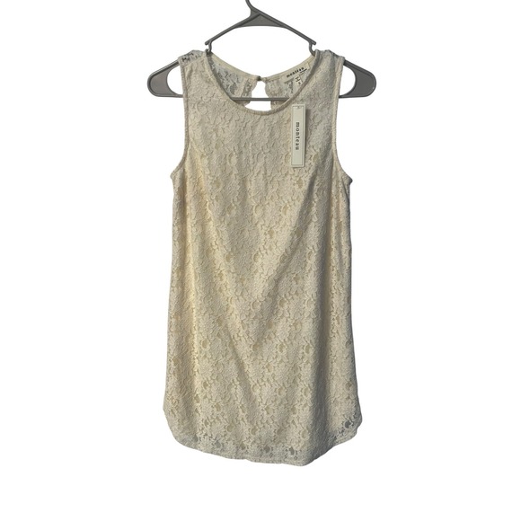 Monteau Tops - Monteau Los Angeles Women Cream Floral Lace Sleeveless Keyhole Back Blouse Small